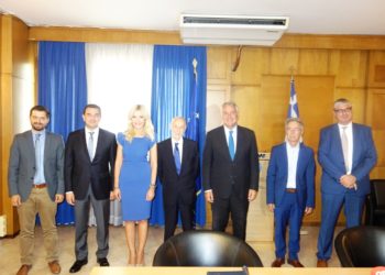 400 εκατομμύρια ευρώ στους αγρότες για καινοτομία και επιχειρηματικότητα