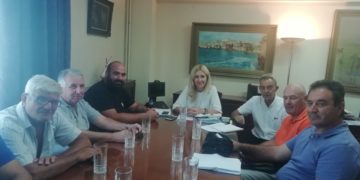 Συνάντηση της κ. Φωτεινής Αραμπατζή με εκπροσώπους του Πανελλήνιου Δικτύου Παράκτιων Αλιευτικών Συλλόγων