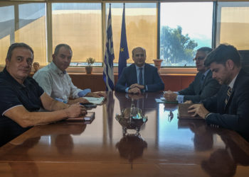 Συνάντηση υπουργού ΠΕΝ Κωστή Χατζηδάκη με το προεδρείο της ΓΕΝΟΠ/ΔΕΗ