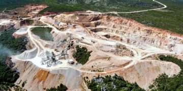 ΥΠΕΝ: Συμμόρφωση με τις αποφάσεις του ΣτΕ για τις Σκουριές