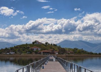 Τα ακριτικά χωριά εκπέμπουν SOS