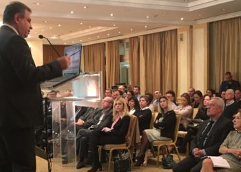 Φωτεινή Αραμπατζή: «Το περιβάλλον ανοίγει νέες προοπτικές για τα ελληνικά τρόφιμα, ιδίως σε χώρες με υψηλό κατά κεφαλήν εισόδημα»