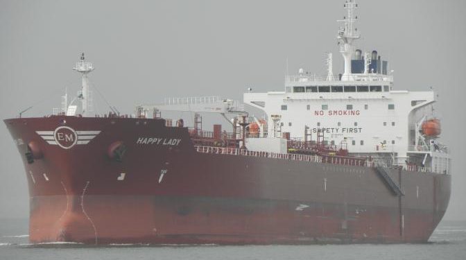 Απελευθερώθηκαν οι πέντε Έλληνες ναυτικοί που είχαν απαχθεί από το Ελληνικό δεξαμενόπλοιο «Happy Lady»