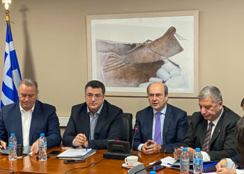 Κωστής Χατζηδάκης : “Πρωτοβουλίες της Κυβέρνησης που επιλύουν χρόνια προβλήματα της περιβαλλοντικής νομοθεσίας”