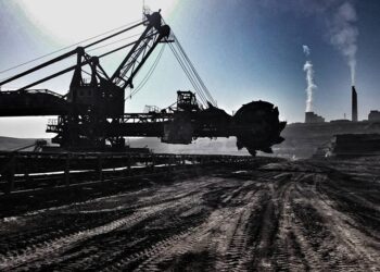 ΥΠΕΝ: Προχωρούν τα 12 μέτρα της κυβέρνησης για την απολιγνιτοποίηση