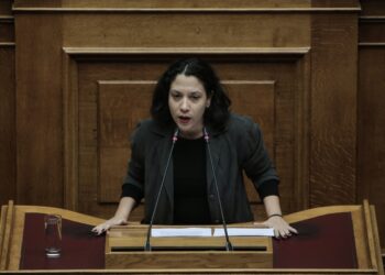ΜέΡΑ25 Φωτεινή Μπακαδήμα: ​Οικονομική καταστροφή των παραγωγών ντομάτας – Ερώτηση στον ΥΠΑΑΤ