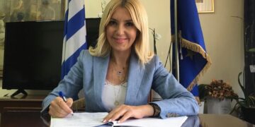 Φωτεινή Αραμπατζή: Τέλος στο φαινόμενο των λεγόμενων επιχειρήσεων «ζόμπι» στις Υδατοκαλλιέργειες