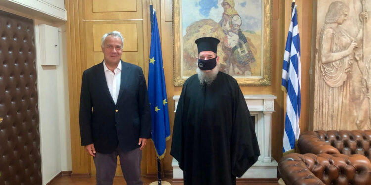 Συνάντηση Βορίδη με τον Μητροπολίτη Ίμβρου και Τενέδου για την ενίσχυση του παραγωγικού ιστού της Ίμβρου