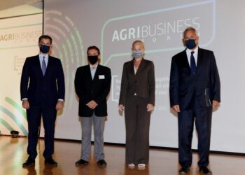 Ο πρωτογενής τομέας σε πρώτο πλάνο