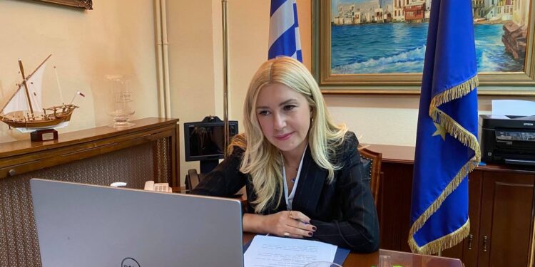 Φωτεινή Αραμπατζή: «Η ανταγωνιστικότητα της ελληνικής γεωργίας περνά μέσα από την «έξυπνη» γεωργία»