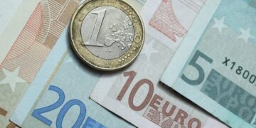 Στ. Αραχωβίτης – Ολ. Τελιγιορίδου:”Και όμως κατάφεραν να τα κάνουν χειρότερα: Μεγαλειώδες «μπάχαλο» στην εξόφληση του τσεκ”