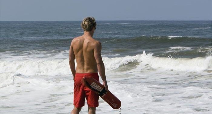 Γ. Πλακιωτάκης: Ενίσχυση της ασφάλειας στις παραλίες της χώρας