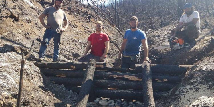 ΥΠΕΝ: Πάνω από 700 δασεργάτες στις πυρόπληκτες περιοχές της Βόρειας Εύβοιας
