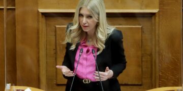 Φωτεινή Αραμπατζή για το νομοσχέδιο των σταβλικών εγκαταστάσεων
