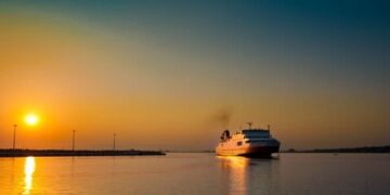 Κοινή πρωτοβουλία Πλακιωτάκη – Μακρή για εκπτώσεις στα ακτοπλοϊκά μόνιμων και αναπληρωτών εκπαιδευτικών