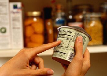 Η Ευρωπαϊκή Επιτροπή έθεσε σε δημόσια διαβούλευση την αναθεώρηση της νομοθεσίας για την παροχή πληροφοριών στους καταναλωτές για τα τρόφιμα