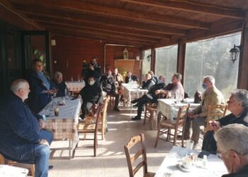 Επίσκεψη της Ολυμπίας Τελιγιορίδου στα Τρίκαλα και συζήτηση με αγρότες για θέματα που τους αφορούν