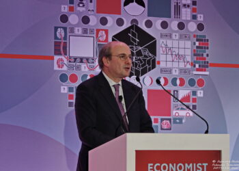 Υπουργείο Οικονομικών:  Δημόσιες επενδύσεις, συγχωνεύσεις επιχειρήσεων, Υπερταμείο τα βασικά νομοσχέδια του 2024