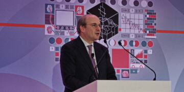 Υπουργείο Οικονομικών: Δημόσιες επενδύσεις, συγχωνεύσεις επιχειρήσεων, Υπερταμείο τα βασικά νομοσχέδια του 2024