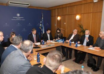 ΥΠΑΑΤ: Ευρεία σύσκεψη φορέων για το γάλα και τα προϊόντα του