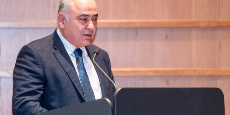 Γ. Χατζηθεοδοσίου: Ναι στην αύξηση του κατώτατου, αλλά χωρίς ελάφρυνση βαρών των ΜμΕ, ο λογαριασμός δεν βγαίνει