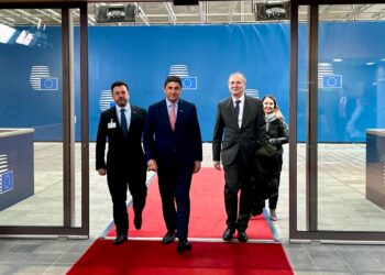 Ο ΥπΑΑΤ ζητεί κι άλλες αλλαγές και κρούει τον κώδωνα του κινδύνου να υπάρξουν ταχύτερες διαδικασίες εν όψει ευρωεκλογών