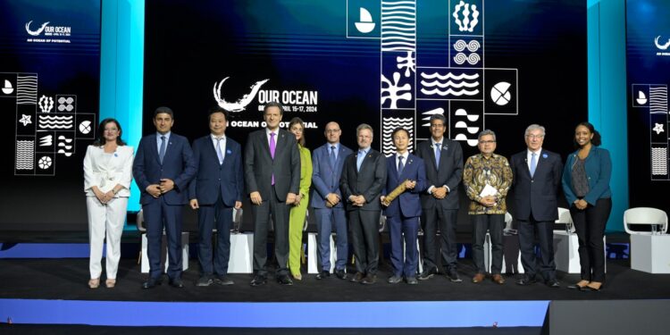 Η Ελλάδα παρέδωσε τη «σκυτάλη» στην Ν. Κορέα για τη διεξαγωγή  του 10ου “Our Ocean Conference”