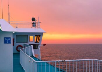 Δρομολόγια λιμένα Πειραιά από 15/04/24 έως 21/04/24