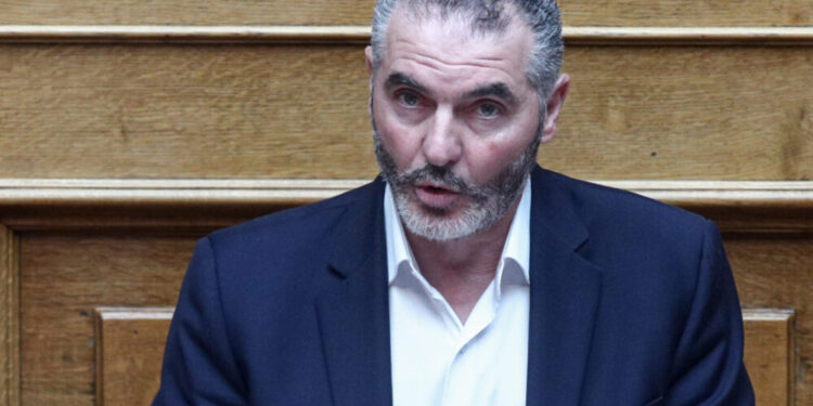 Μανόλης Χνάρης: «Το μεταφορικό ισοδύναμο θα πρέπει να καταβάλλεται κατευθείαν στους παραγωγούς ανάλογα με τα έξοδα τους»